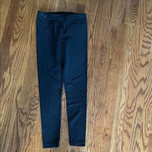 Womens koral black shiny leggings medium